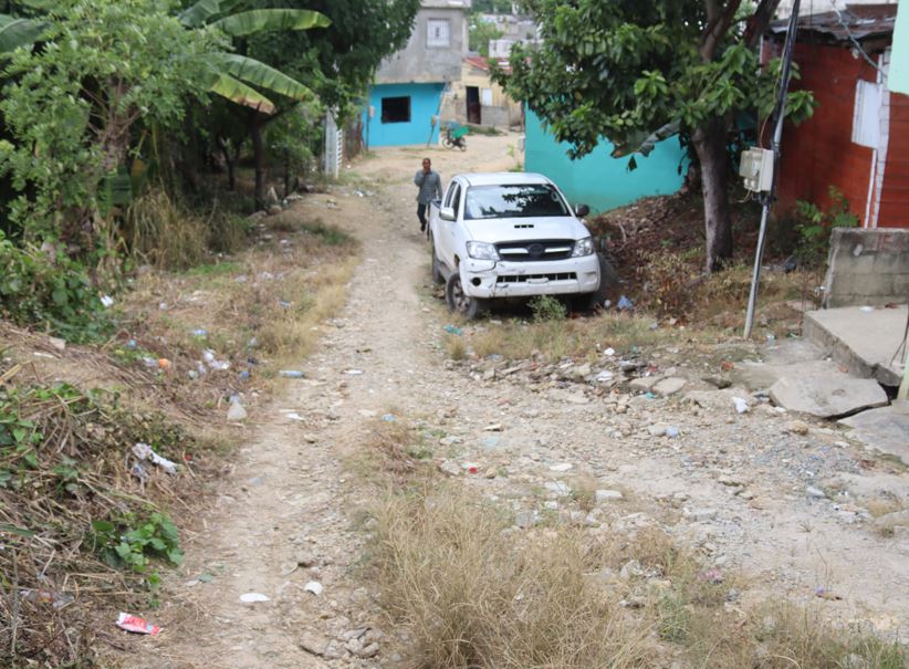 En Pueblo Chico, en San Miguel de Manoguayabo, solicitan arreglo de calles