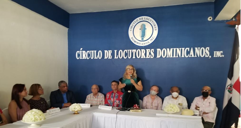 Círculo de Locutores Dominicanos celebra encuentro navideño; hace lanzamiento de su página web