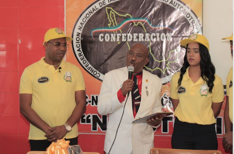 Nace la Asociación Dominicana Pro-Desarrollo de Técnicos Automotriz; reconocen al Maestro Arias