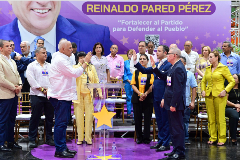 Los 1,400 miembros del Comité Central eligieron los nuevos integrantes del Comité Político