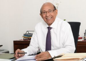 Dr. Fausto López Solís, director IDOPPRIL