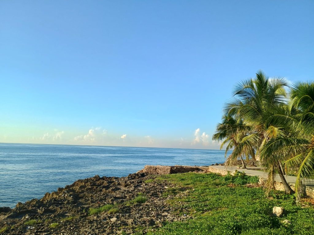 Diciembre inicia soleado, pero con aguaceros previstos en varias provincias dominicanas