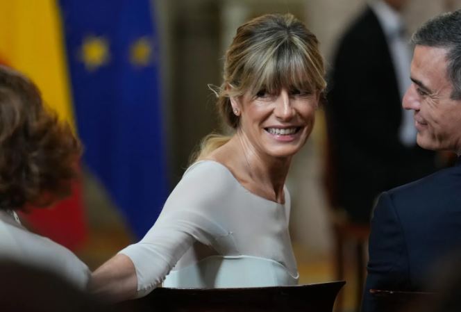 Fiscalía de Madrid vuelve a pedir archivo de procesamiento por corrupción contra esposa de Pedro Sánchez 