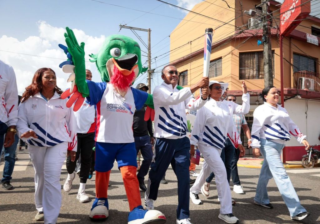 Antorcha de los Juegos Centroamericanos fortalece el orgullo deportivo de Monte Plata