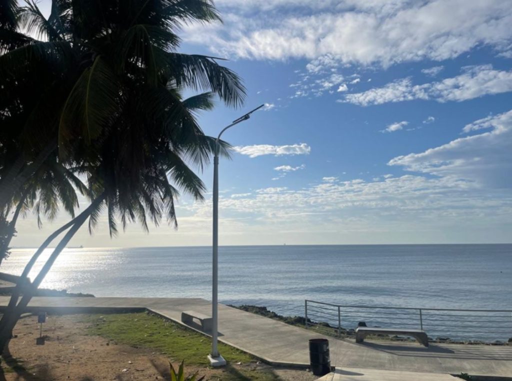 Domingo de calor intenso y cielo brumoso marcará la jornada en gran parte del país