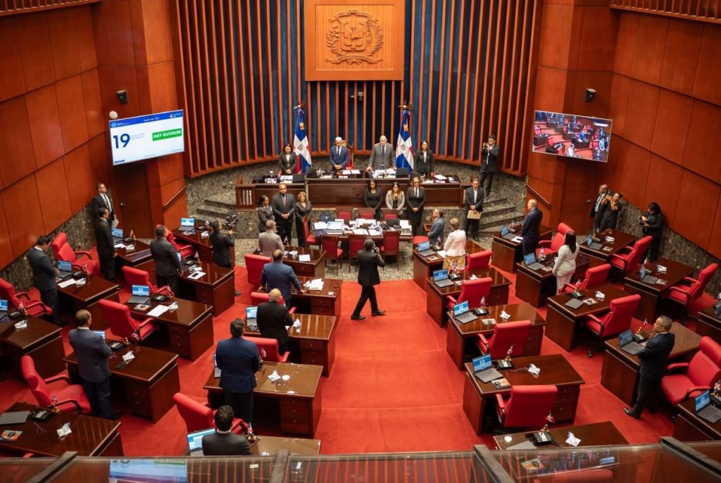 Senado aprueba proyecto sobre medidas económicas propuestas por el PE