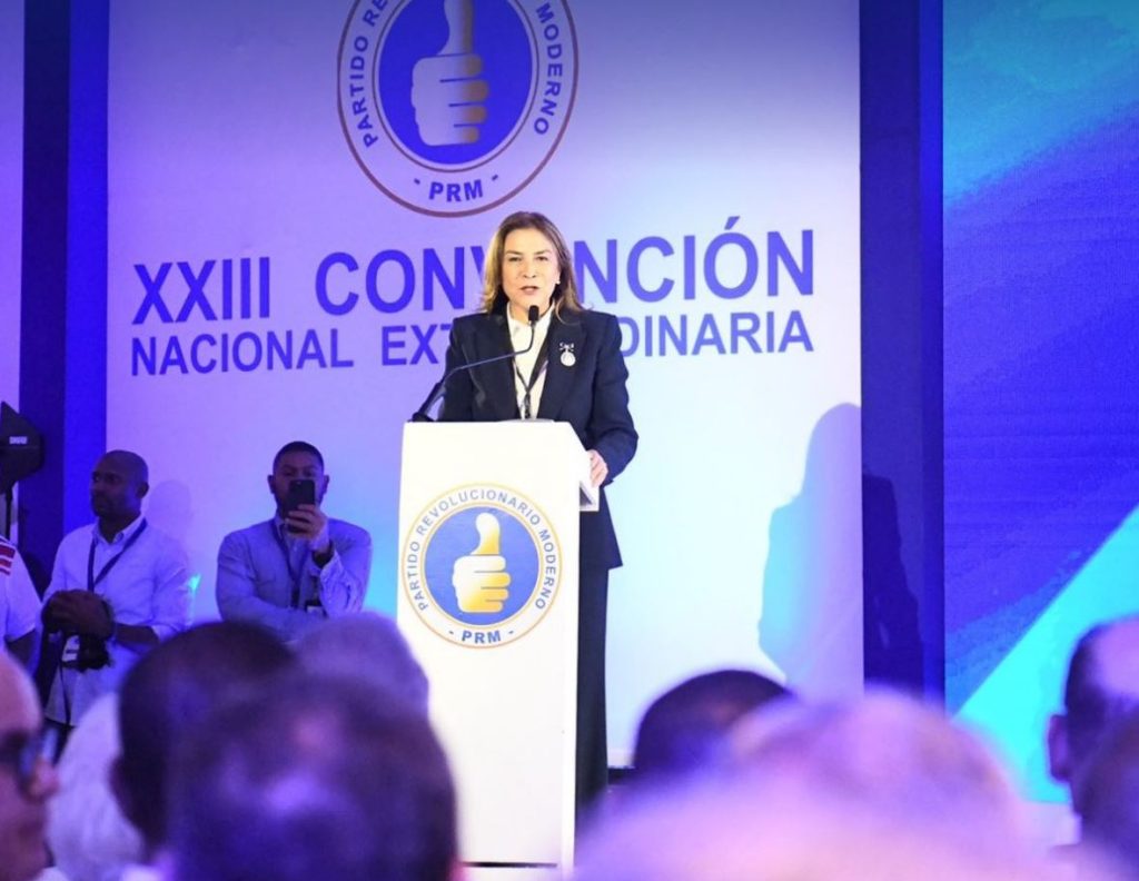 Carolina Mejía afirma que en el PRM compite sin dividirse ni destruirse