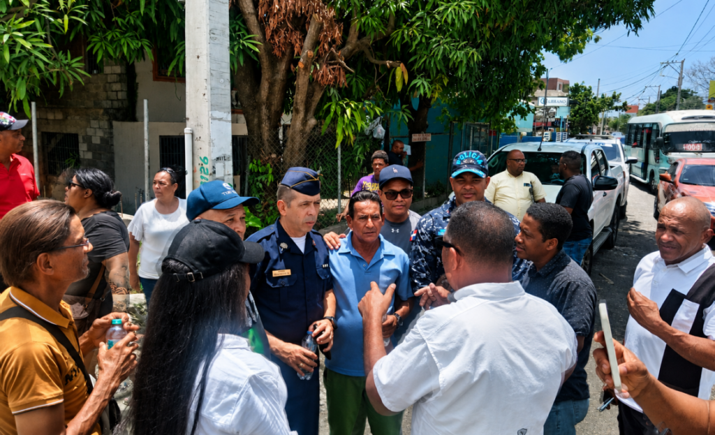 PN y comunitarios de Hato Nuevo acuerdan marcha pacífica para reclamar obras en la comunidad
