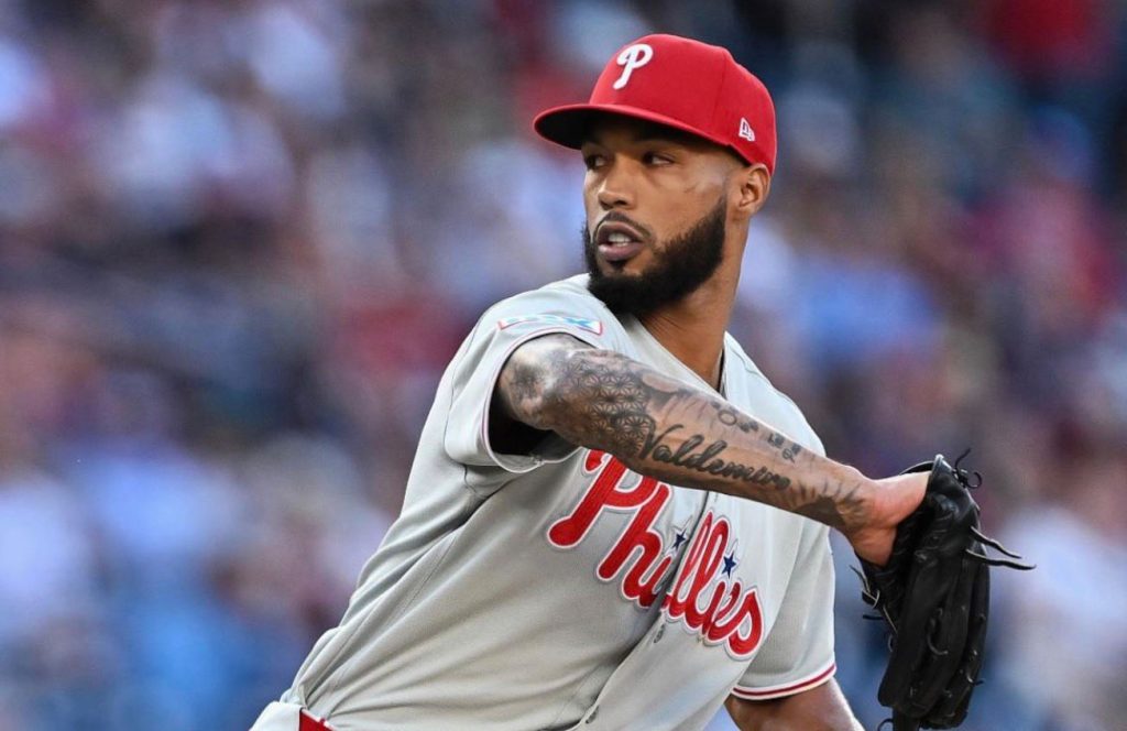 Cristopher Sánchez será el séptimo dominicano en abrir un Juego de Estrellas