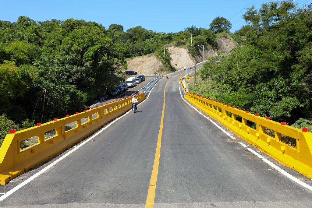 Abinader inaugura carretera entre Dajabón y Santiago Rodríguez por RD$670 MM