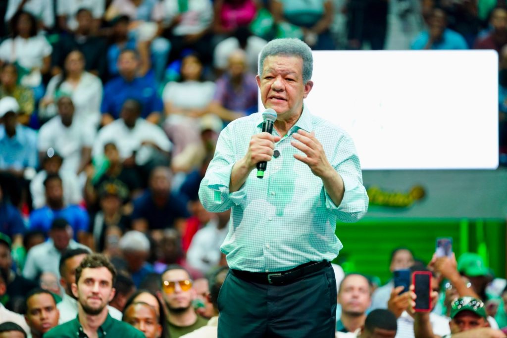 Leonel Fernández afirma que muerte de Darlin Mercado evidencia fallas en la reforma policial