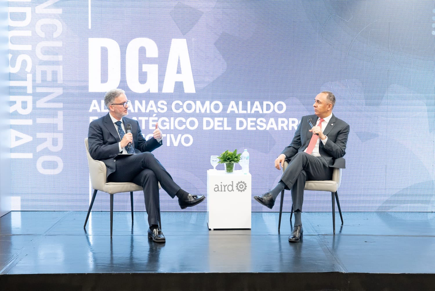 Encuentro industrial sobre modernización de Aduanas y competitividad en República Dominicana